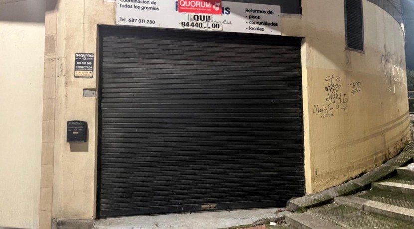 Local Diáfano Con Baño En Zona Ariz