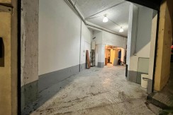 Local Diáfano Con Baño En Zona Ariz