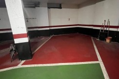 Parcela de Garaje Para Coche Grande En Zona Burros-Estación