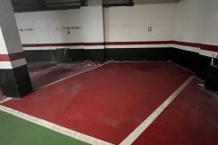 Parcela de Garaje Para Coche Grande En Zona Burros-Estación