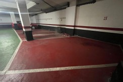Parcela de Garaje Para Coche Grande En Zona Burros-Estación