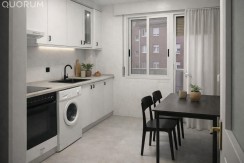 Piso Céntrico Con Buenas Vistas  De 4 Habitaciones Y Balcón