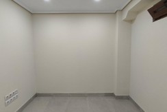 Piso Para Entrar A Vivir De 3 Dormitorios Al lado del Metro del Ayuntamiento