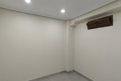 Piso Para Entrar A Vivir De 3 Dormitorios Al lado del Metro del Ayuntamiento