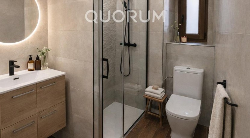 Piso Para Entrar A Vivir De 3 Dormitorios Al lado del Metro del Ayuntamiento