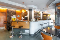 Bar Con Licencia Activa Tipo 2 y Licencia Para 10 Mesas Con Salida De Humos En Arrigorriaga