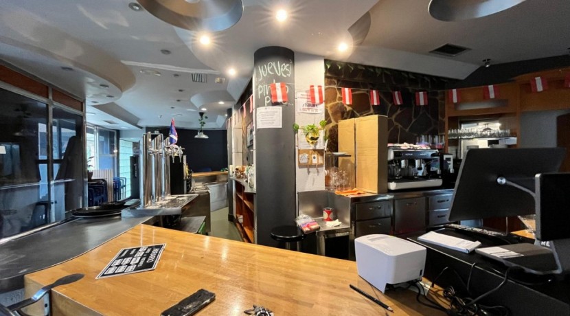 Bar Con Licencia Activa Tipo 2 y Licencia Para 10 Mesas Con Salida De Humos En Arrigorriaga