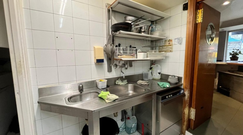 Bar Con Licencia Activa Tipo 2 y Licencia Para 10 Mesas Con Salida De Humos En Arrigorriaga