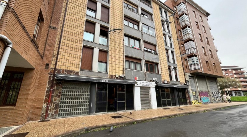 Bar Con Licencia Activa Tipo 2 y Licencia Para 10 Mesas Con Salida De Humos En Arrigorriaga