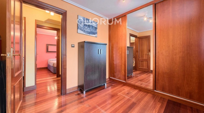 Bonito Piso Para Entrar a Vivir De 2 Dormitorios, Balcón y Trastero Incluido En Zona Zeberio