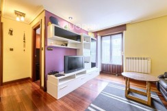 Bonito Piso Para Entrar a Vivir De 2 Dormitorios, Balcón y Trastero Incluido En Zona Zeberio