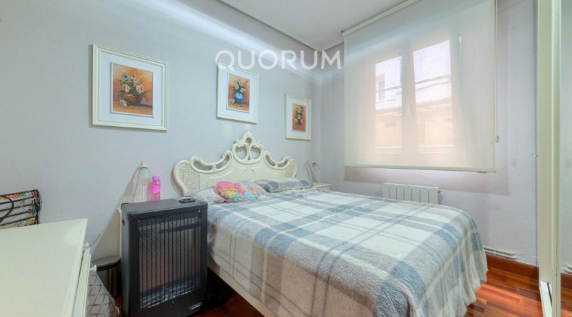 EN PLENO CENTRO DE BARAKALDO, REFORMADO CON ASCENSOR