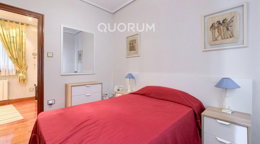 EN PLENO CENTRO DE BARAKALDO, REFORMADO CON ASCENSOR