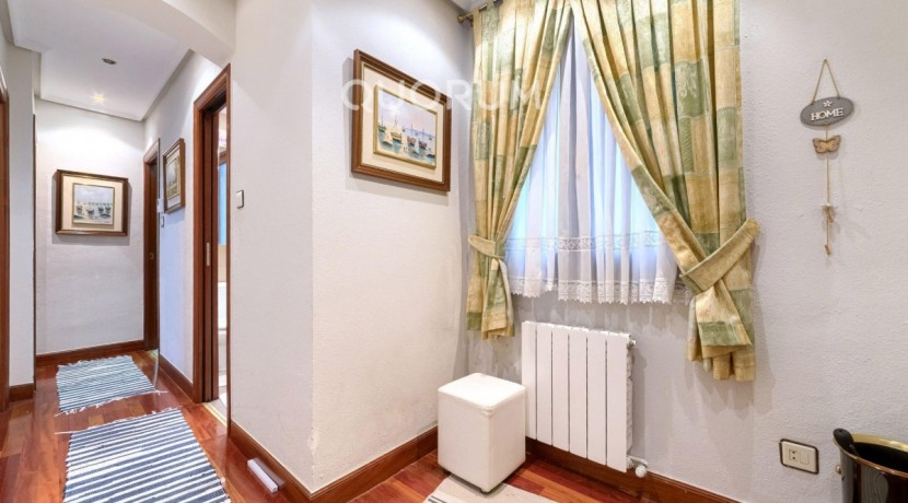 EN PLENO CENTRO DE BARAKALDO, REFORMADO CON ASCENSOR