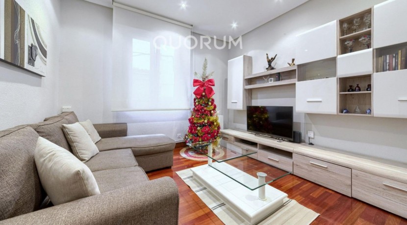 EN PLENO CENTRO DE BARAKALDO, REFORMADO CON ASCENSOR