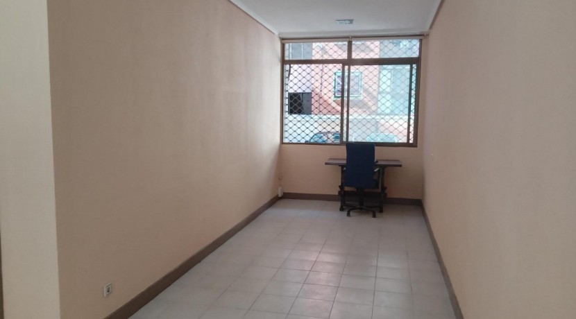 Local Comercial En Pleno Centro De Galdakao.