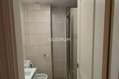 Luminiosa Vivienda Reformada De Tres Dormitorios En Indautxu