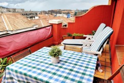 Luz, Encanto y Una Terraza Para Disfrutar