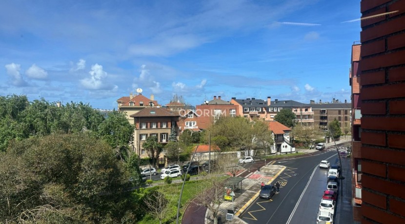 Oficina En El Centro De Las Arenas