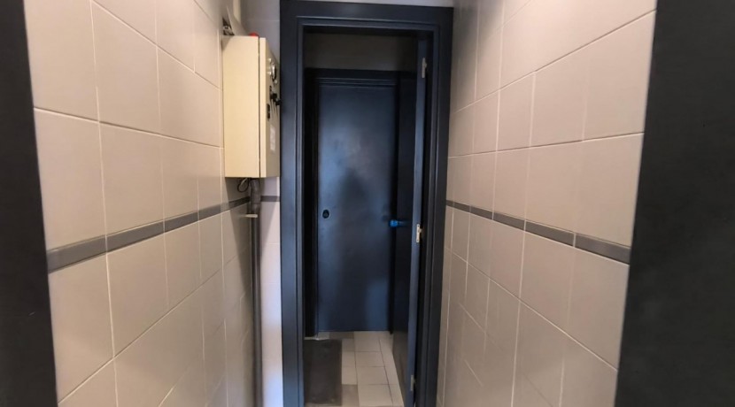 ¡Oportunidad Única! Exclusivo Local Comercial de 140m2 en el Corazón de Bilbao- En Venta