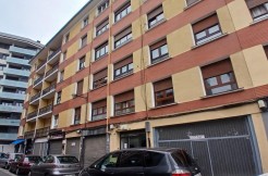 Piso Con Ascensor A Cota 0 De 3 Habitaciones Y Camarote En El Centro De Usansolo