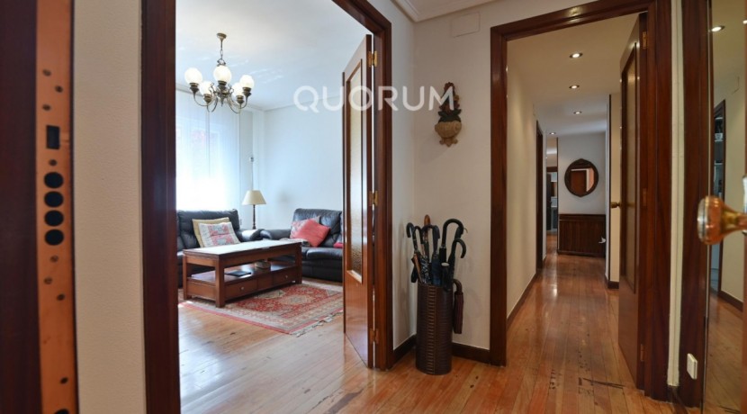 Piso De 3 Habitaciones Y 2 Baños Con Garaje Incluido