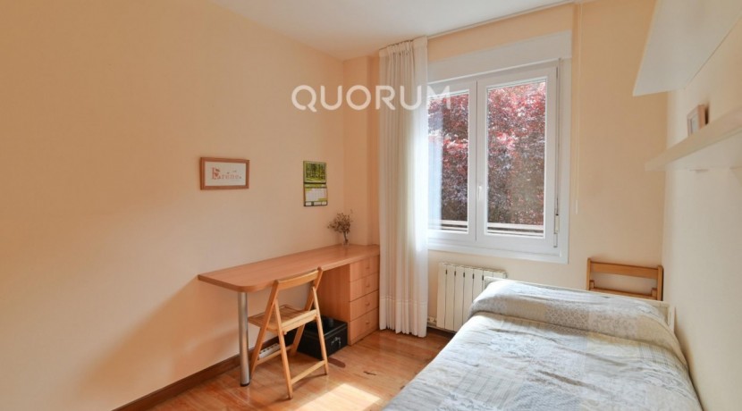 Piso De 3 Habitaciones Y 2 Baños Con Garaje Incluido