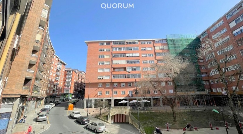 Piso De 3 Habitaciones Y Terraza En Santutxu