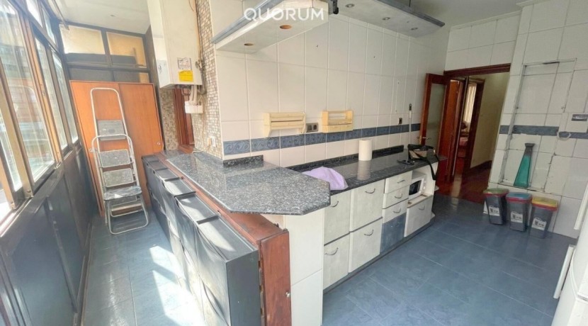 Piso De 3 Habitaciones Y Terraza En Santutxu