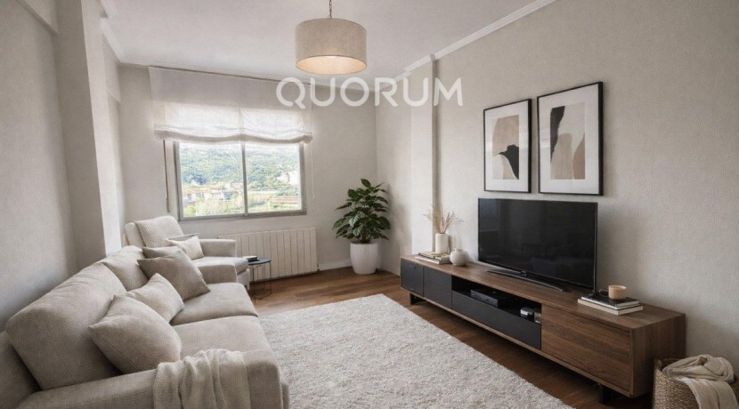 Piso Totalmente Exterior Con Vistas Despejadas De 2 Dormitorios Con Ascensor y Balcón En Zona Burros