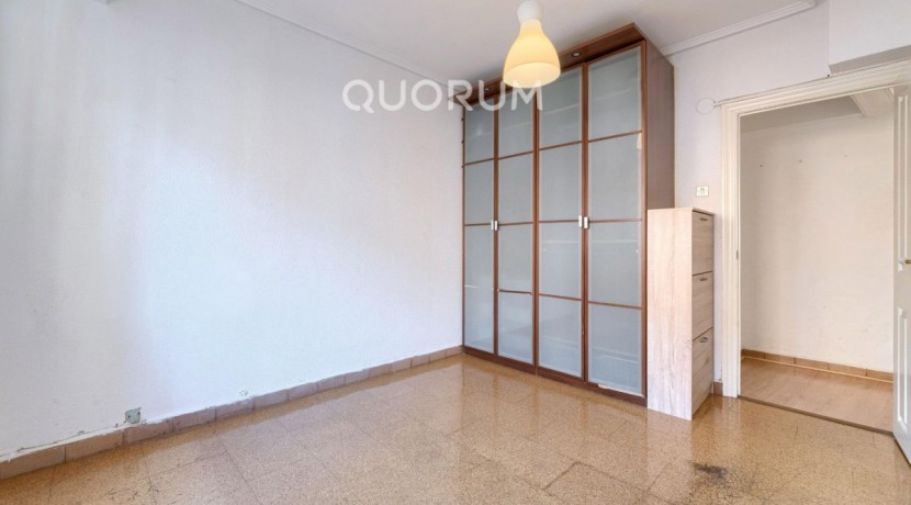 Piso Totalmente Exterior y Vistas Despejadas De 2 Dormitorios En Zona Ariz