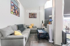 Precioso Local Habilitado Como Vivienda (Sin Cédula de Habitabilidad) Reformado De 2 Dormitorios Con Ascensor En Zona Urbi
