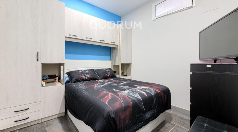 Precioso Local Habilitado Como Vivienda (Sin Cédula de Habitabilidad) Reformado De 2 Dormitorios Con Ascensor En Zona Urbi