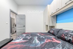 Precioso Local Habilitado Como Vivienda (Sin Cédula de Habitabilidad) Reformado De 2 Dormitorios Con Ascensor En Zona Urbi