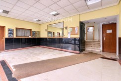 Precioso Local Habilitado Como Vivienda (Sin Cédula de Habitabilidad) Reformado De 2 Dormitorios Con Ascensor En Zona Urbi