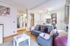 Precioso Piso Reformado De 2 Dormitorios Con Balcón En Zona Basozelai