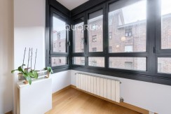 Precioso Piso Seminuevo De 1 Dormitorio Con Ascensor Cota Cero y Garaje y Trastero Incluido En Zona Miribilla