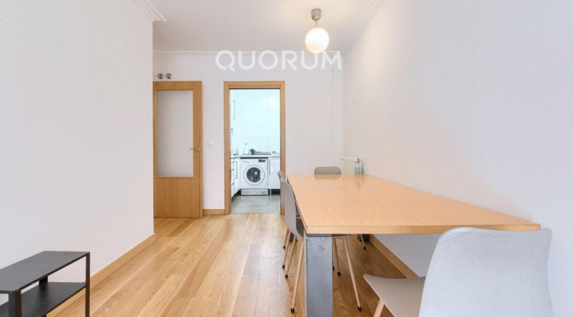 Precioso Piso Seminuevo De 1 Dormitorio Con Ascensor Cota Cero y Garaje y Trastero Incluido En Zona Miribilla