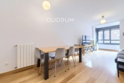 Precioso Piso Seminuevo De 1 Dormitorio Con Ascensor Cota Cero y Garaje y Trastero Incluido En Zona Miribilla