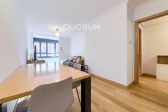 Precioso Piso Seminuevo De 1 Dormitorio Con Ascensor Cota Cero y Garaje y Trastero Incluido En Zona Miribilla