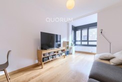 Precioso Piso Seminuevo De 1 Dormitorio Con Ascensor Cota Cero y Garaje y Trastero Incluido En Zona Miribilla