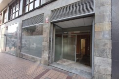 Se Alquila Local Comercial En Barakaldo Zona Centro De 85 m2