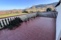 Se venda casa con terreno en el barrio de Triano (Abanto-Zierbena)