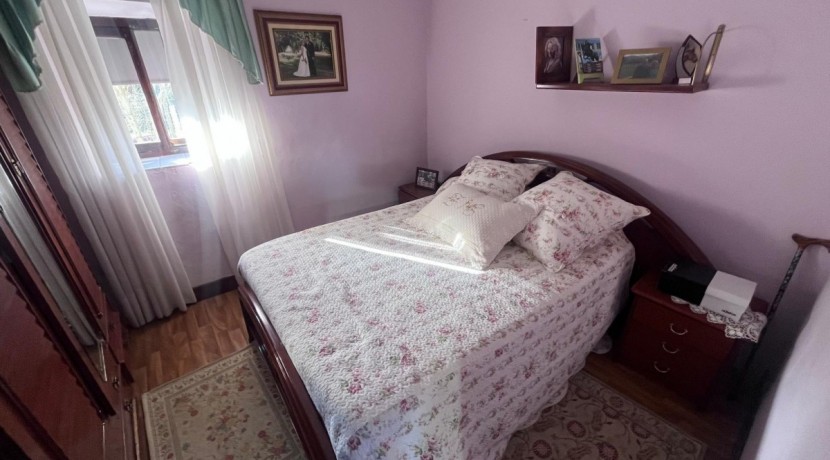 Se venda casa con terreno en el barrio de Triano (Abanto-Zierbena)