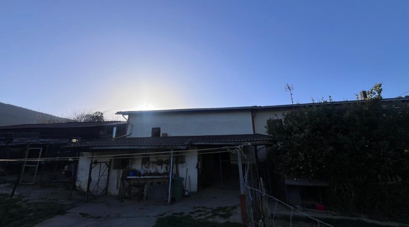 Se venda casa con terreno en el barrio de Triano (Abanto-Zierbena)