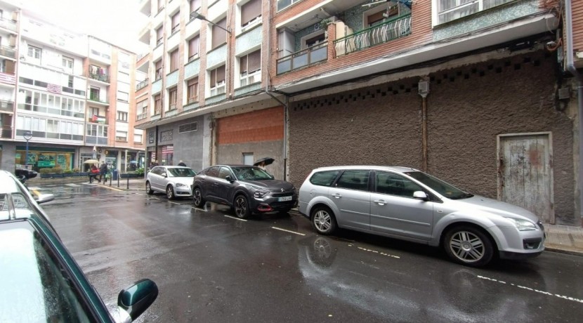 Se Vende Local Comercial En Portugalete zona repelega De 190 m2 Aprox.