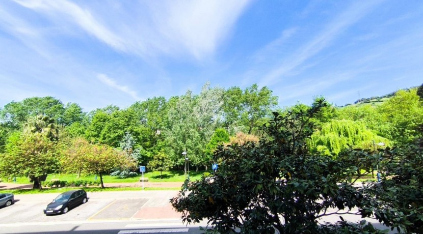 Se Vende Piso En Etxebarri Cerca de Zona Ajardinada