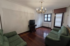 Se Vende Preciosa Vivienda Para Entrar A Vivir En Lutxana Con 2 Habitaciones Balcon  Ascensor Con Opcion A Parcela De Garaje