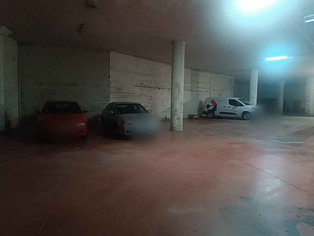 Se Vende Local Comercial En Barakaldo Zona Cruces 1120m2