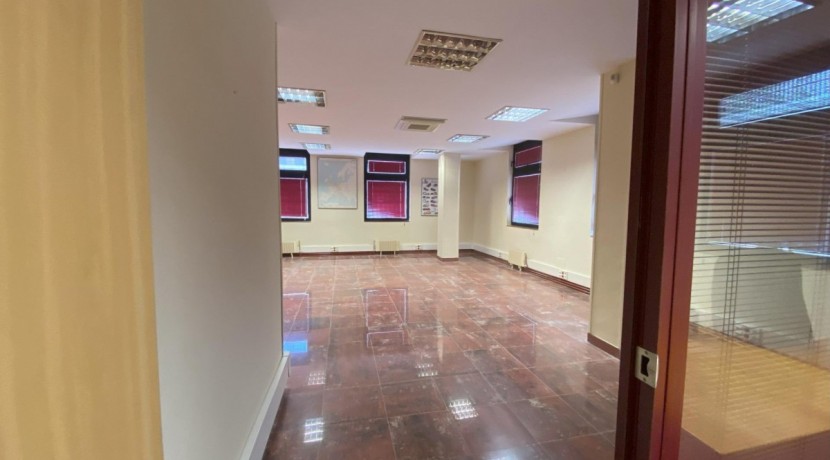 ALQUILER OFICINA EN LANDABARRI BIDEA 4